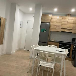 U2 Apartamento A Estrenar, Cerca De Metro